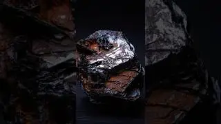 Hematite Revealed: A Mineral of Power and Reflection #Hematite #MineralMagic #CrystalHealing