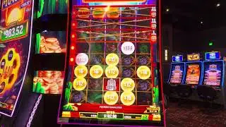 $1000 dollar bonuses are the best! Shoot the Loot Free Games #casino #slot 