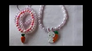 Colar tema P&aacute;scoa com regulagem de Macram&eacute;