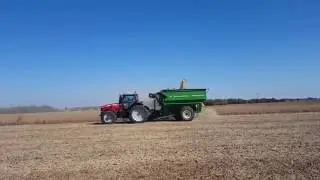 Gleaner S77