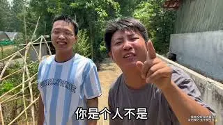 姐夫小舅子吃鞋底辣片又喝西梅汁，拉的停不下来！姐姐真欠揍 #原创搞笑视频 #看一遍笑一遍笑得肚子疼