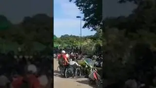🚶&zwj;♂️ Migrantes de Venezuela y Honduras Caminan por M&eacute;xico en B&uacute;squeda del Sue&ntilde;o Americano 🇺🇸🌟 #USA
