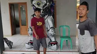 RAKIT COSPLAY REINHARDT INDONESIA 