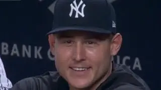 Anthony Rizzo gets ejected defending Jasson Domínguez vs. Tigers