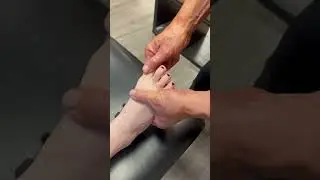 Коррекция косточки большого пальца стопы! #asmr#asmrvideo#asmrcommunity#chiropracticadjustment#as...