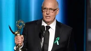 Jeffrey Tambor Wins The Emmy for Lead Actor 2015