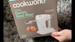 Cookworks - White Electric Hand Mixer with Accessories and Storage