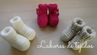 Patucos de bebé para 3 meses tejidos en dos agujas