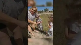 Bikers Rescue Lost Kids Found by the Roadside