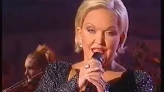 Angelika Milster singt „Grenada“ und „The Winner takes it all“ bei Carmen Nebel