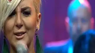 AYŞE EKİZ ;Dertliyim Ruhuma Hicrânımı Sardım da Yine