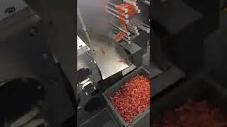Double twist packing machine for hard candy