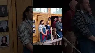 DINNER THEATER SHOW | CABIN NIGHT DENALI ALASKA | #Shorts
