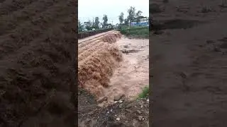 Dangerous #water #flow #dem