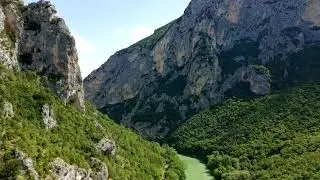 Gola del Furlo Drone Footage | Stunning Via Flaminia in Le Marche, Italy 🇮🇹 | 4K Aerial View