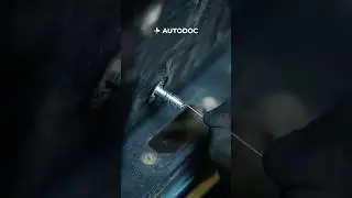 Wie man einen Bolzen an einer schwer zug&auml;nglichen Stelle einsetzt 🔩🚗 #howto #bolt #diy #lifehack