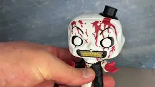 Oddly Satisfying Horror Unboxing &mdash; Bloody Art the Clown Funko Pop 🩸🤡 