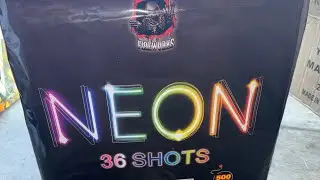 Neon 36 shots #Pyro #Banger #1% #Midwestpyro #FireworkFriday