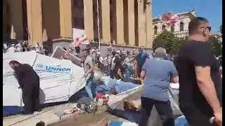 People protesting Tbilisi Pride march demolishing opposition's tents