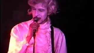 The Upper Crust 10-27-1994 Middle East downstairs part 1