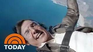 Tom Cruise Thanks &lsquo;Top Gun&rsquo; Fans As He Jumps Out Of A Plane