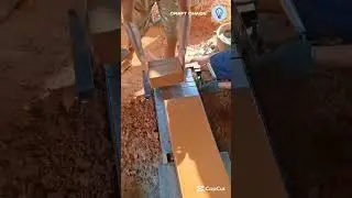 The process of molding red clay bricks with a machine