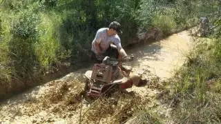 Custom 300 honda on 32.5 outlaws