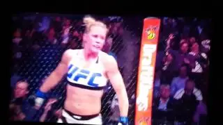 Holly Holm nocauteia Ronda Rousey UFC 193 Australia