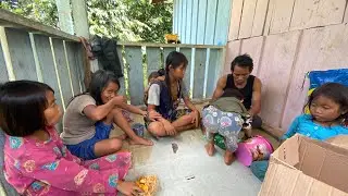 KONDISI KELUARGA SUKU PUNAN BATU DI PERBATASAN KALIMANTAN ; MENERUSKAN AMANAH DARI MAKAU