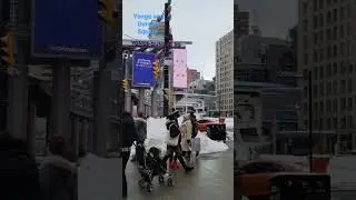 Yonge and Dundas Square #yonge #yonge #youtube #viral #trending #video #billboard