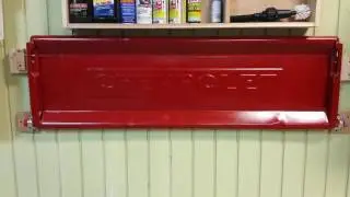 Tail gate table