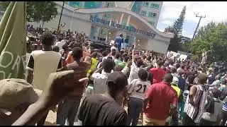 comrades power!!,Ruto in Mount Kenya University (MKU)... campaign