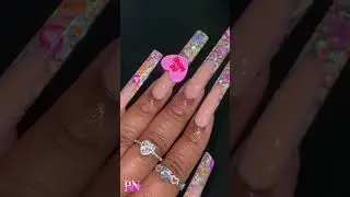 🍭💘 #acrylicnails #candynails #heartnails #nailart #nails #nailsofyoutube #valentinenails