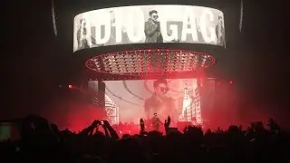 [HD] Queen + Adam Lambert - Radio Gaga (live, 13th Dec 2017 @ The O2, London)