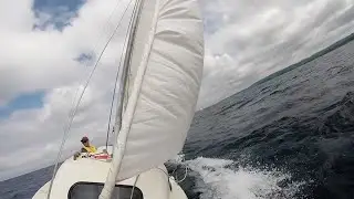 Singlehanded Siren 17 Sailing