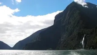 MILFORD SOUND - WATERFALLS