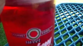 Striderhoang drinks Strawberry Cream