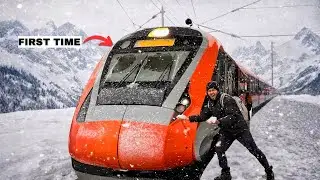 Heavy Snowfall ! First Time Vande Bharat Train Journey in Kashmir