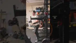 Bullmastiff Wave 1 Wk3D1 - Squat and vibes #strongman #garagegym