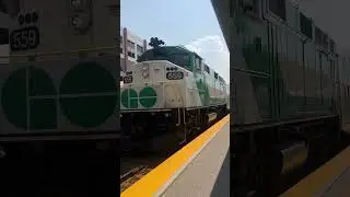 Rare old GO train locomotive passing by Oakville GO!