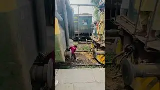 17up Millat express locomotive change at faislabad for continue the Journey #train #travel #trending