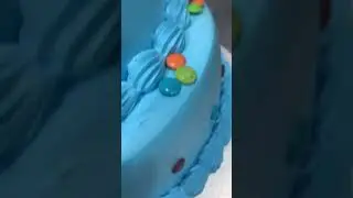 Doraemon cake l Blue cake l chocolate cake decorating ideas #shorts