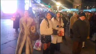 Уличные музыканты Питер группа Cover Band ID AHO на Невском 26 декабря ч4 - Зеленоглазое такси