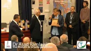 remise prix au Pr Mads Gilbert lors de la 3&egrave;me journ&eacute;e palestino-fran&ccedil;aise m&eacute;dico-chirurgicale