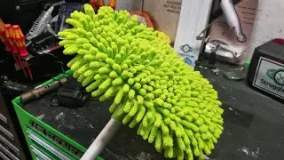 2-in-1 Car Wash Mop Mitt with Long Handle