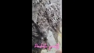 High-grade dendritic and golden healer in quartz slab - DN143