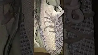 Yeezy 350 Ash Pearl