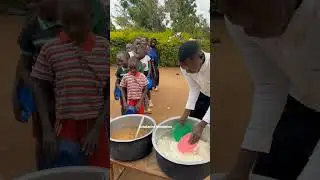Sharing doesn't need to have much but just kindness 🙏🙏#shortsvideo #shortsviral #share #food #duet