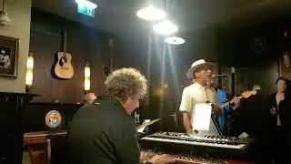 Beatfreeze ft E1 Ten aka Rockattack Ten in Caf&eacute; Classen in Arnhem, 11 september 2025