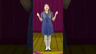 Alice meets Humpty 🥚 Ms. Booksy&rsquo;s Bedtime Stories for Kids #shorts